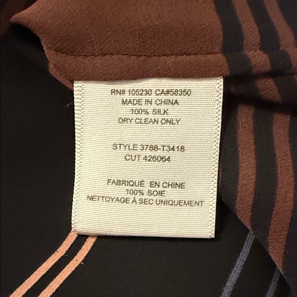 Joie silk top. Size XS but could fit up to medium and still be very flattering. - Picture 3 of 5